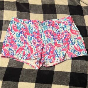 🦞 Lilly Pulitzer “cracked up” lobster Women Shorts sz 16